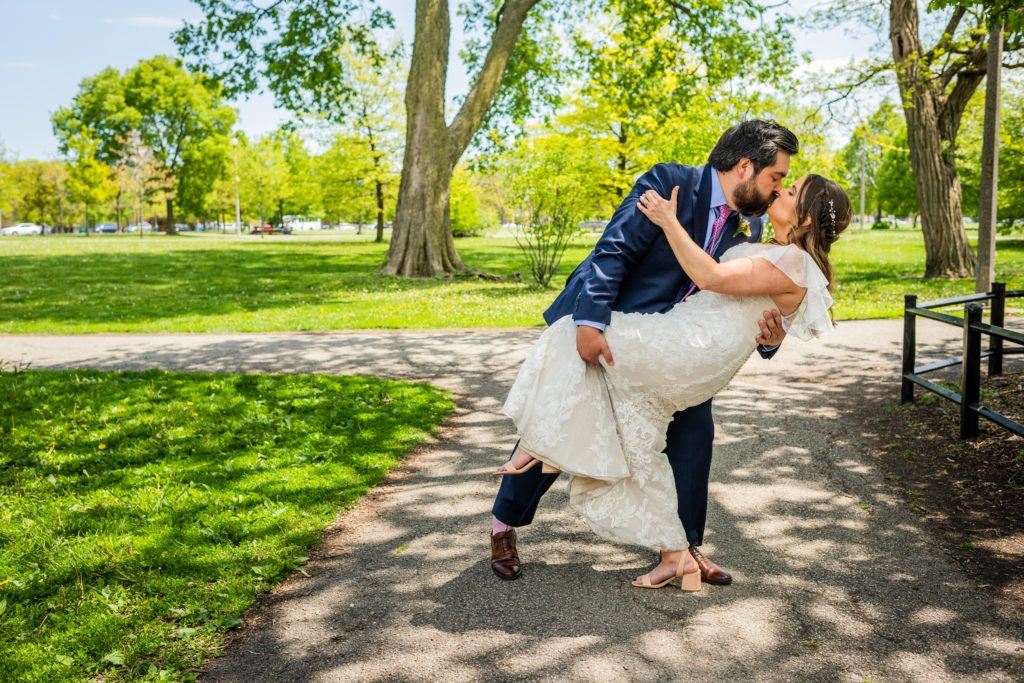 Man dips bride while kissing her in Humboldt Park Chicago
