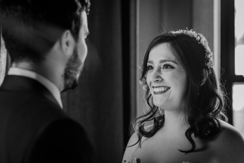 Bride seeing the groom for the first time