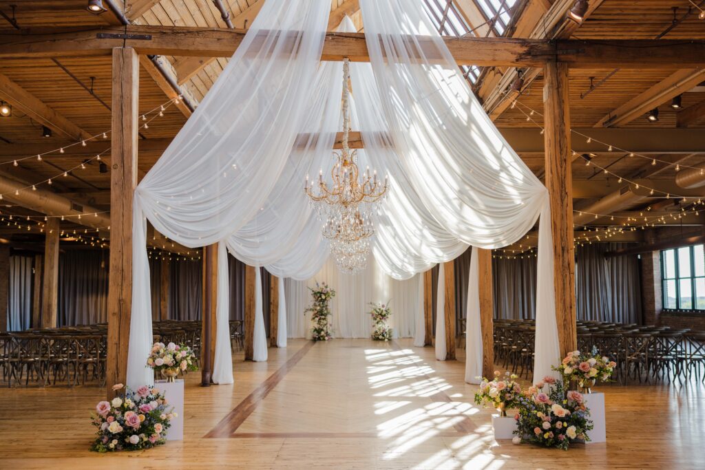 Bridgeport Art Center Wedding | Chicago Wedding Photographer