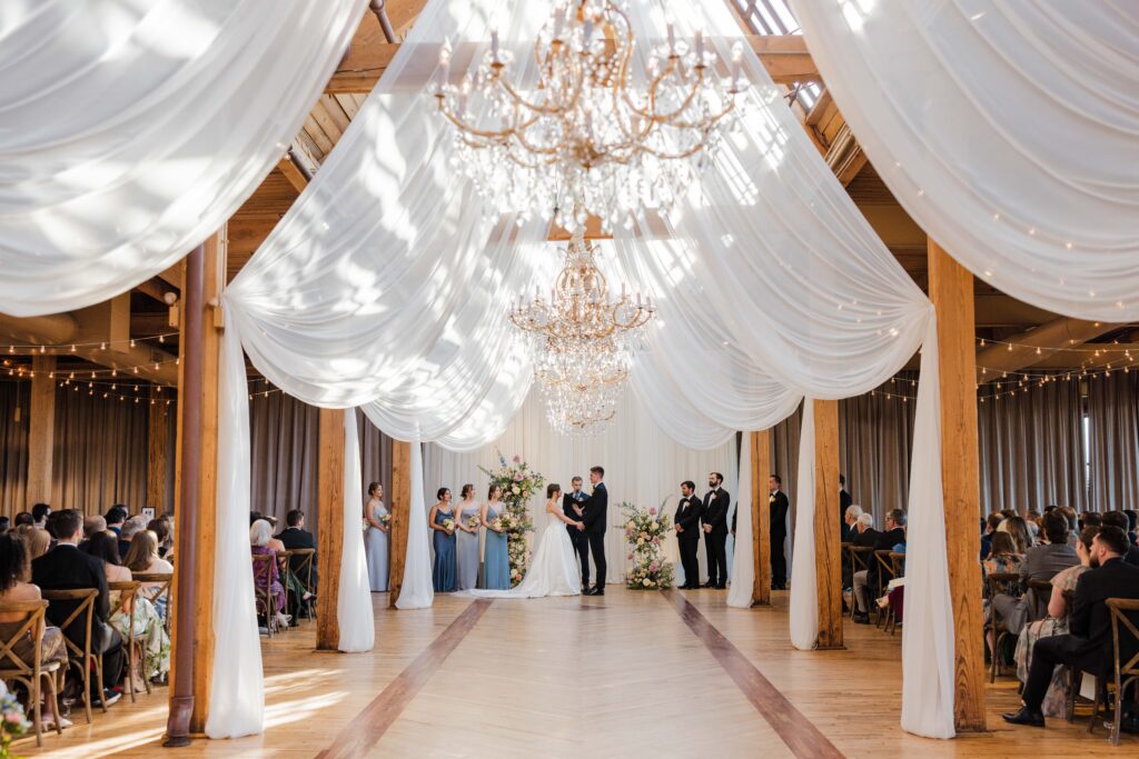 Bridgeport Art Center Wedding | Chicago Wedding Photographer